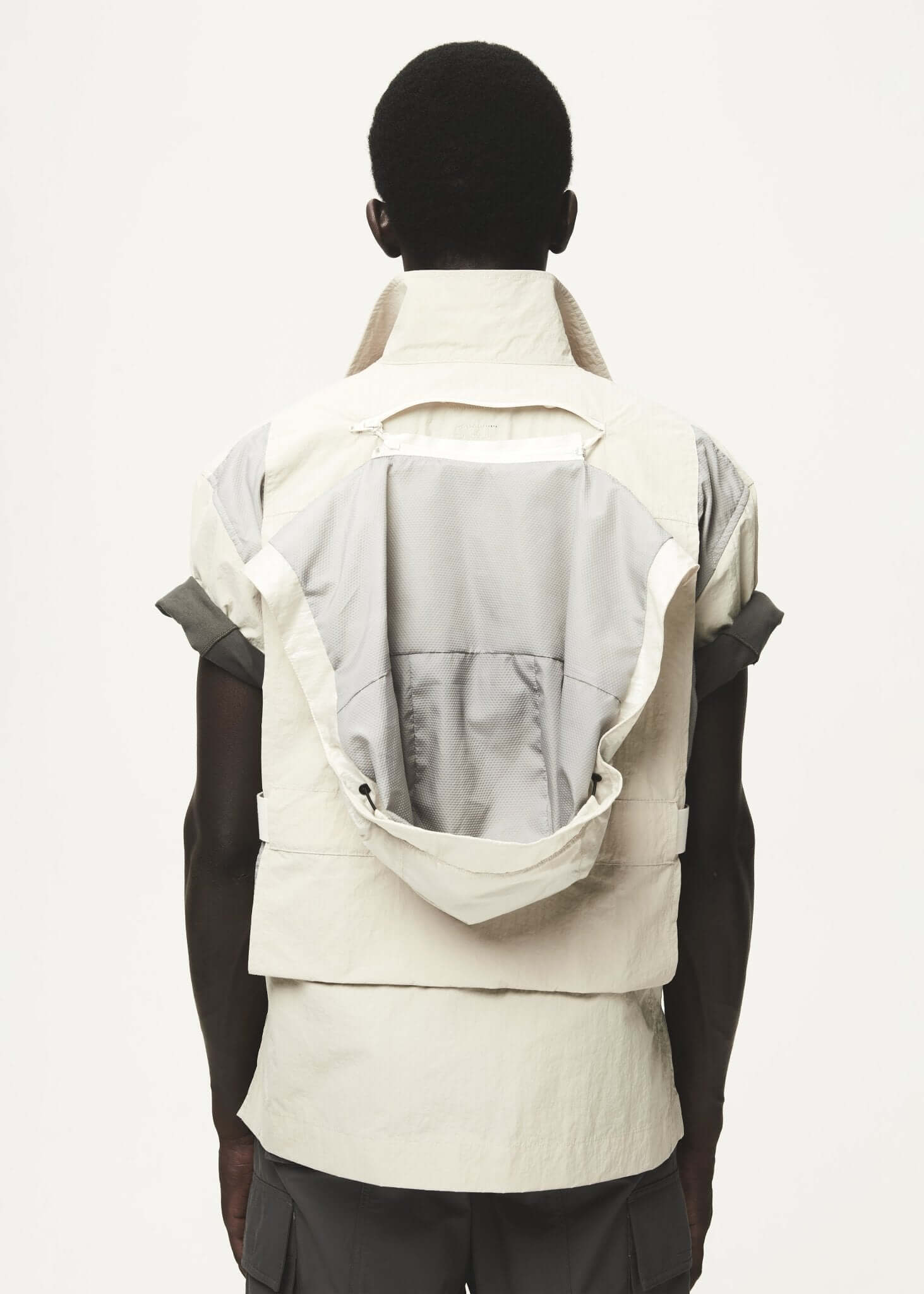 Compartment Nylon Shirt With Detachable Hood - NILMANCE